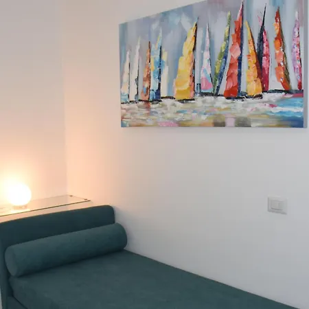 Sweet Retreat - Trastevere Station Apartment *